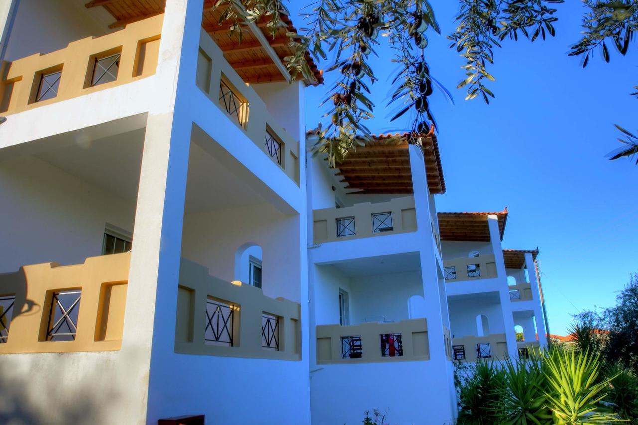 Elaionas Apart otel Leonídion Dış mekan fotoğraf